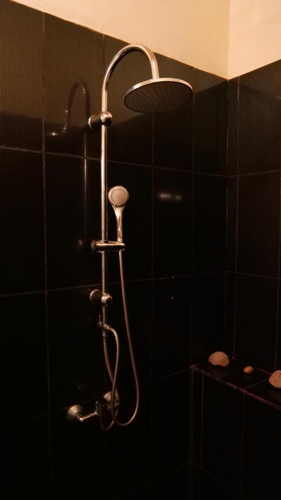 Souimanga-Hotel Антсирабе Екстериор снимка